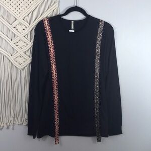 EMMA & SAM LF Store zipper top NWT Small